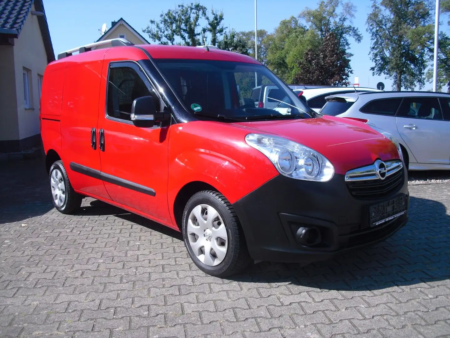 Opel Combo 1.6CDTI 77kW(105PS) L1H1*Klima*Dachreling Rouge - 2