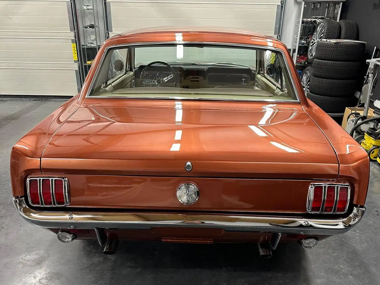 Ford Mustang Coupe, foto 9