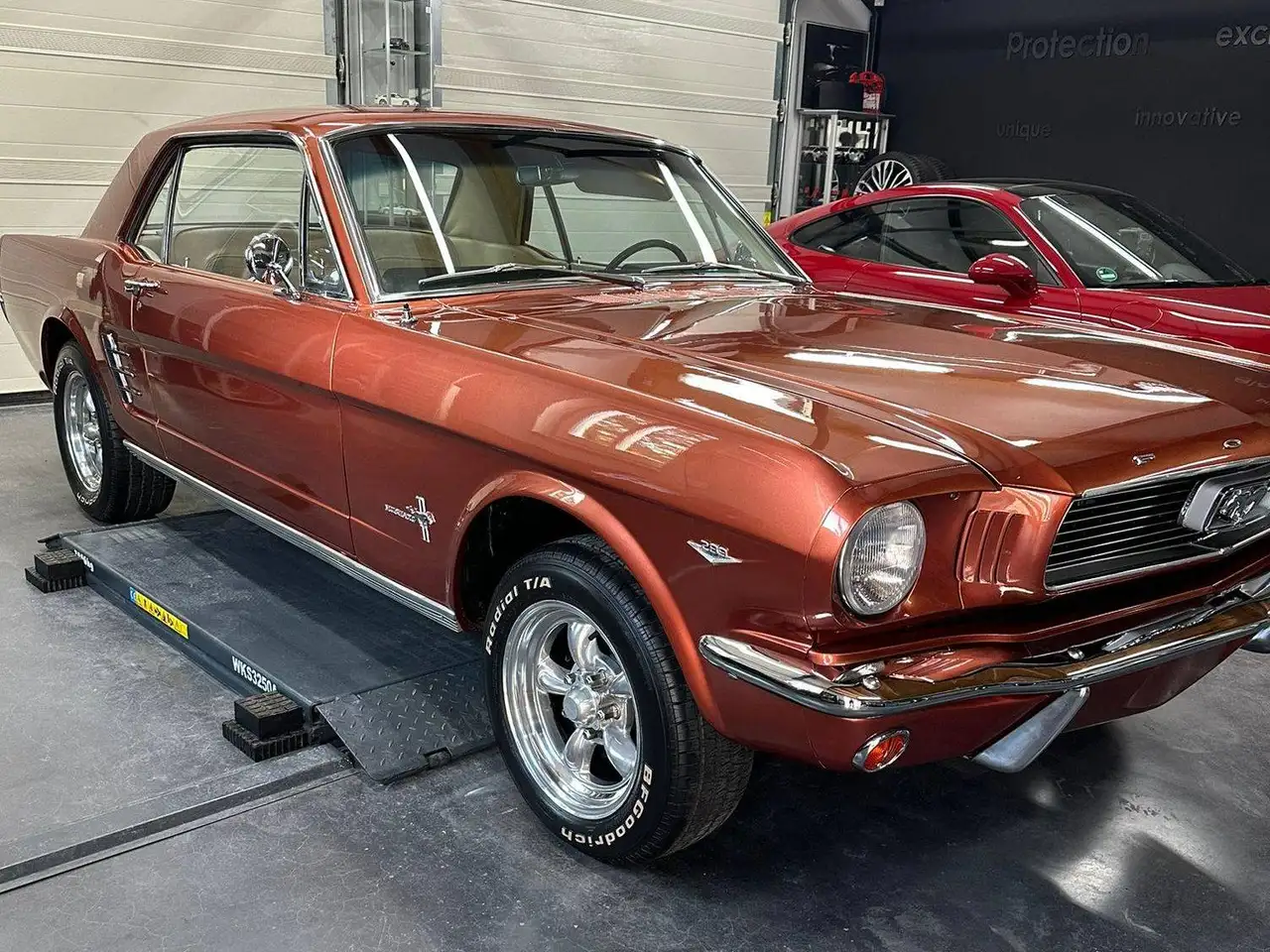 Ford Mustang Coupe, foto 4