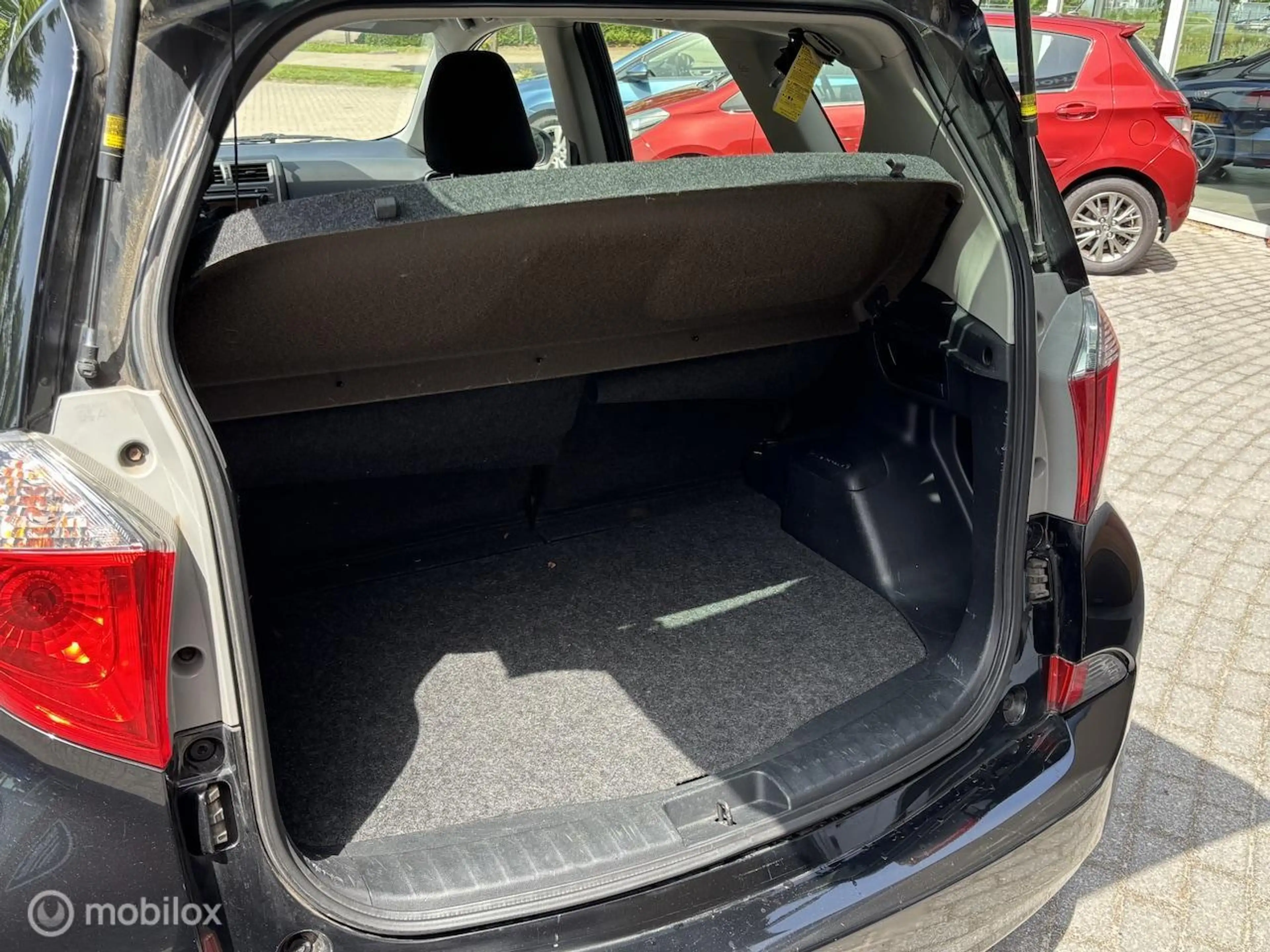 Toyota Verso-S 1.3 VVT-i Comfort | Airco | Hoge zit | Elekt. Rame — photo 13