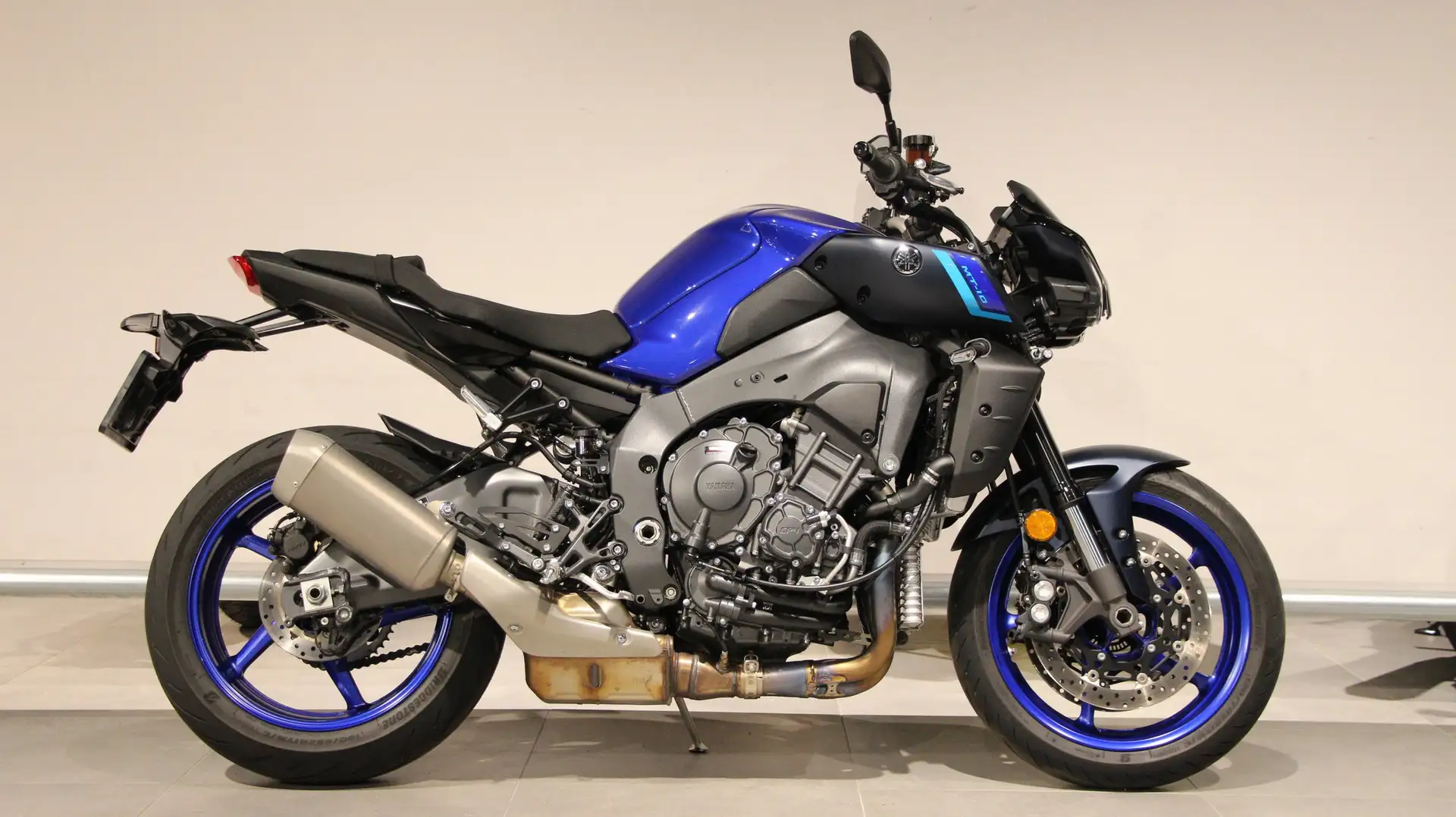 Yamaha MT-10 ABS Gratis sportpakket twv 2175 euro Albastru - 1