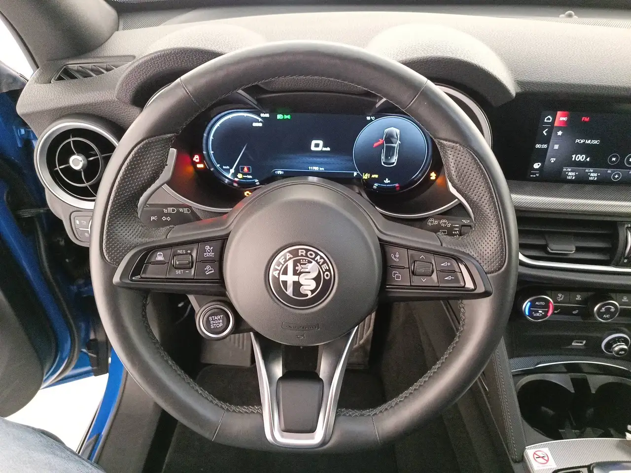 Alfa Romeo Stelvio 2024 — фото 15