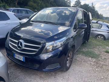 V 220 D PREMIUM BUSINESS COMPACT