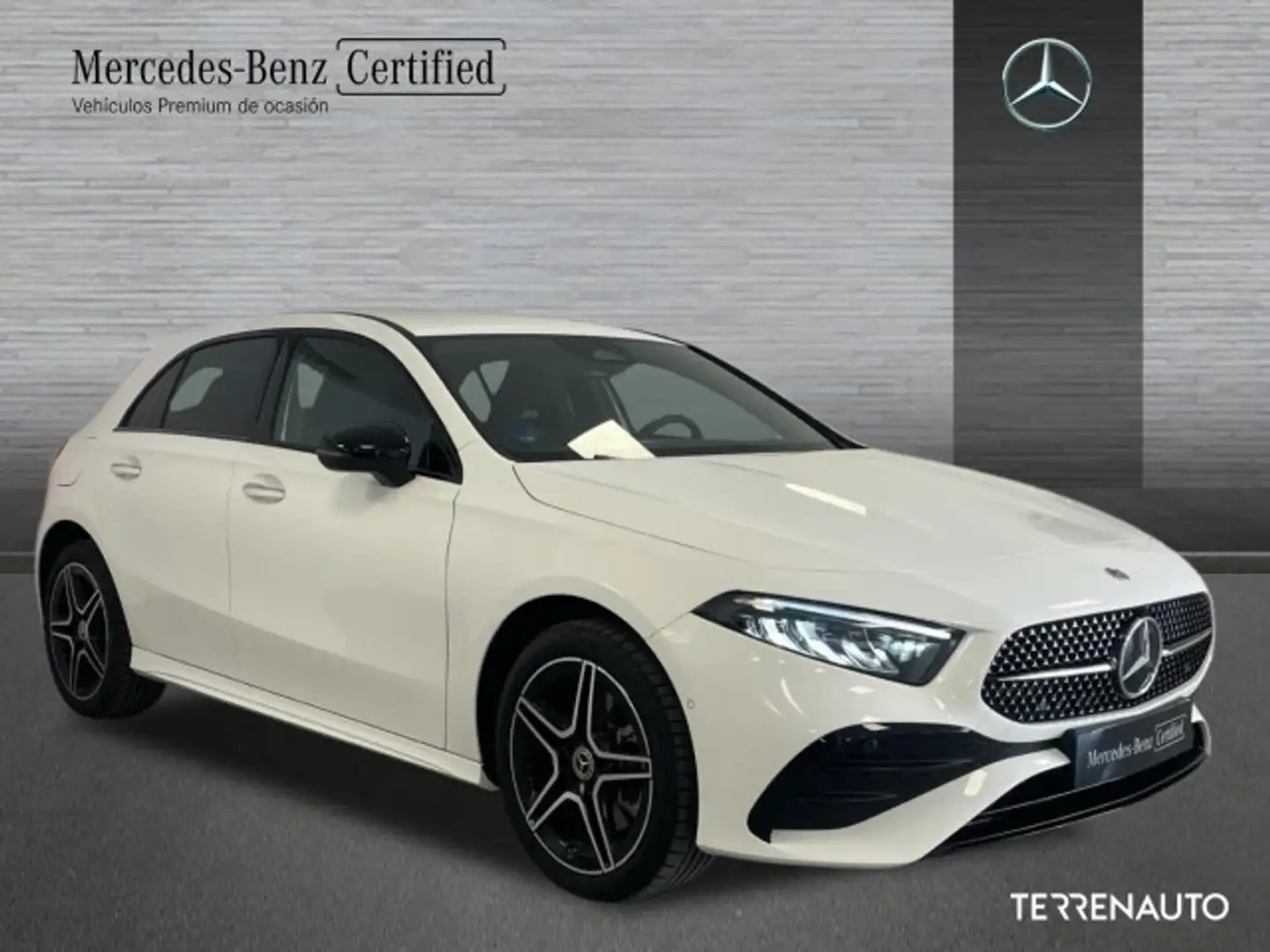 Mercedes-Benz A 250 e Compacto - 1