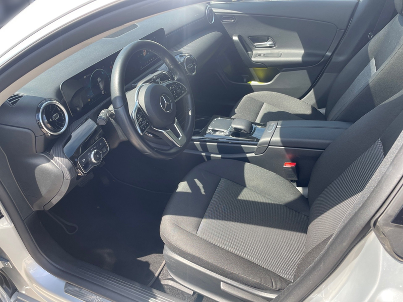 Mercedes-Benz CLA 200 d Shooting Brake Rückfahrkamera,Klima — photo 8