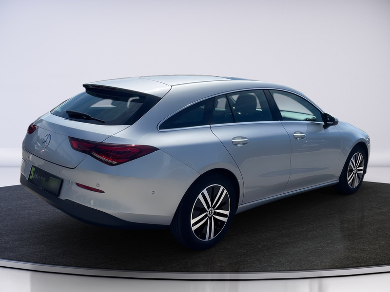 Mercedes-Benz CLA 200 d Shooting Brake Rückfahrkamera,Klima — photo 6