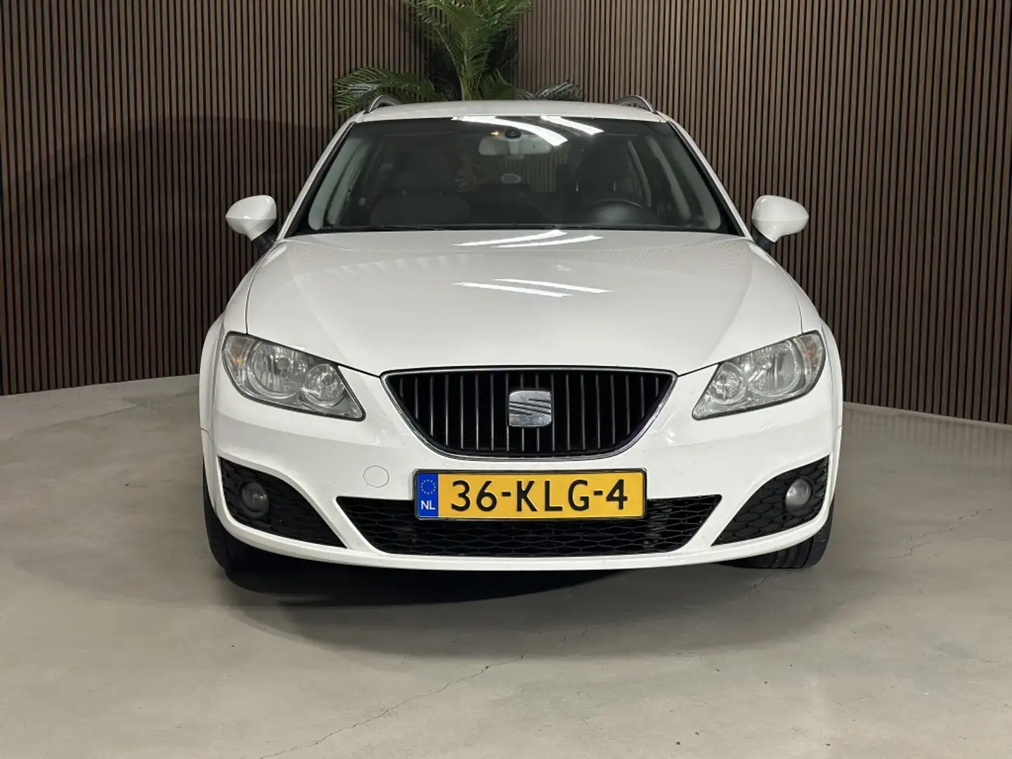 SEAT Exeo ST 1.6 Reference Alb - 2