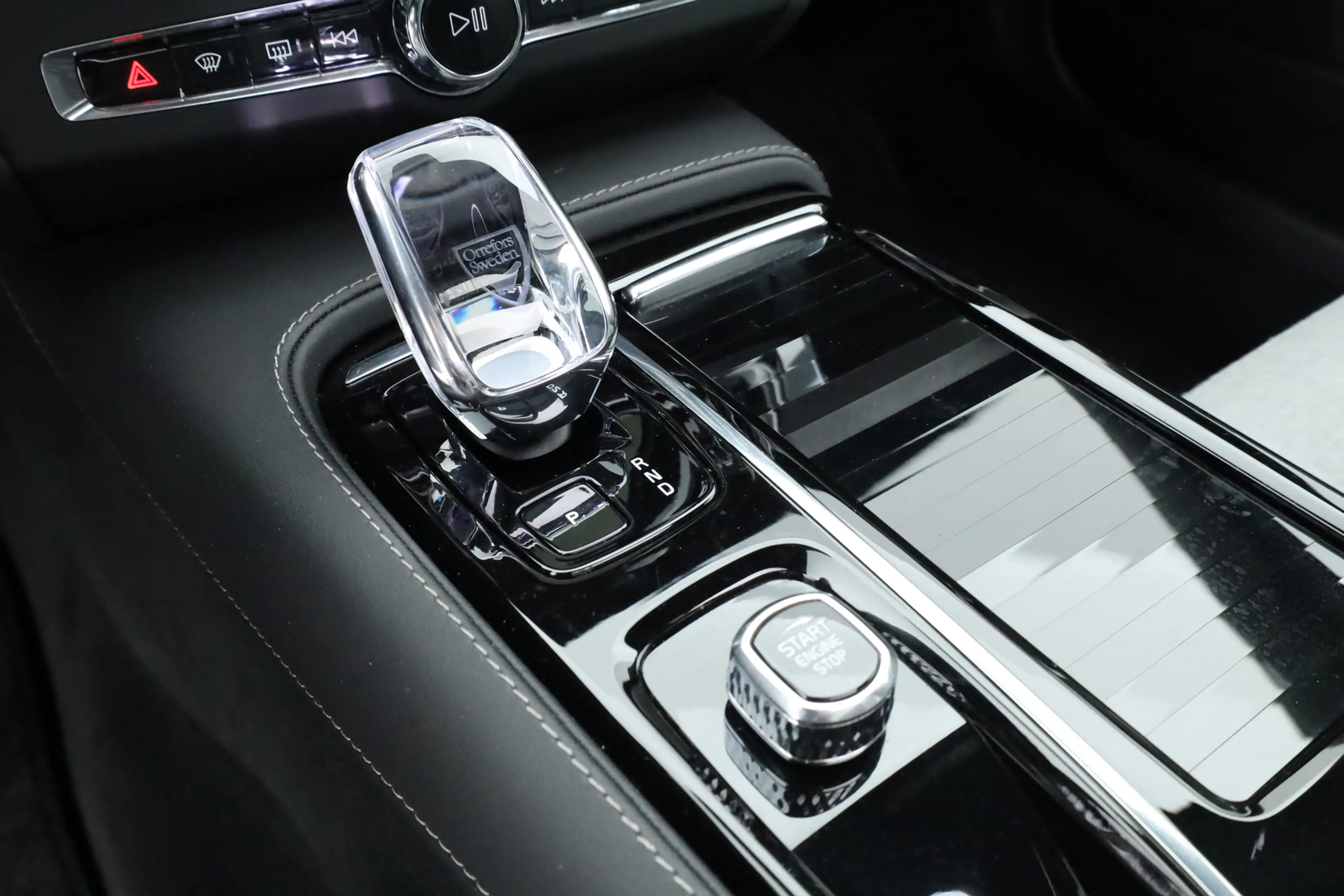 Volvo V90 2.0 T6 Plug-in hybrid AWD Ultimate Dark | Long Ran — photo 6