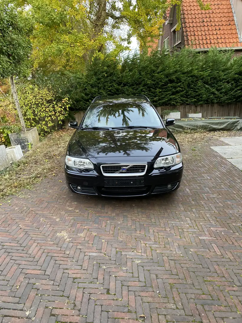 Volvo V70 R awb - 1