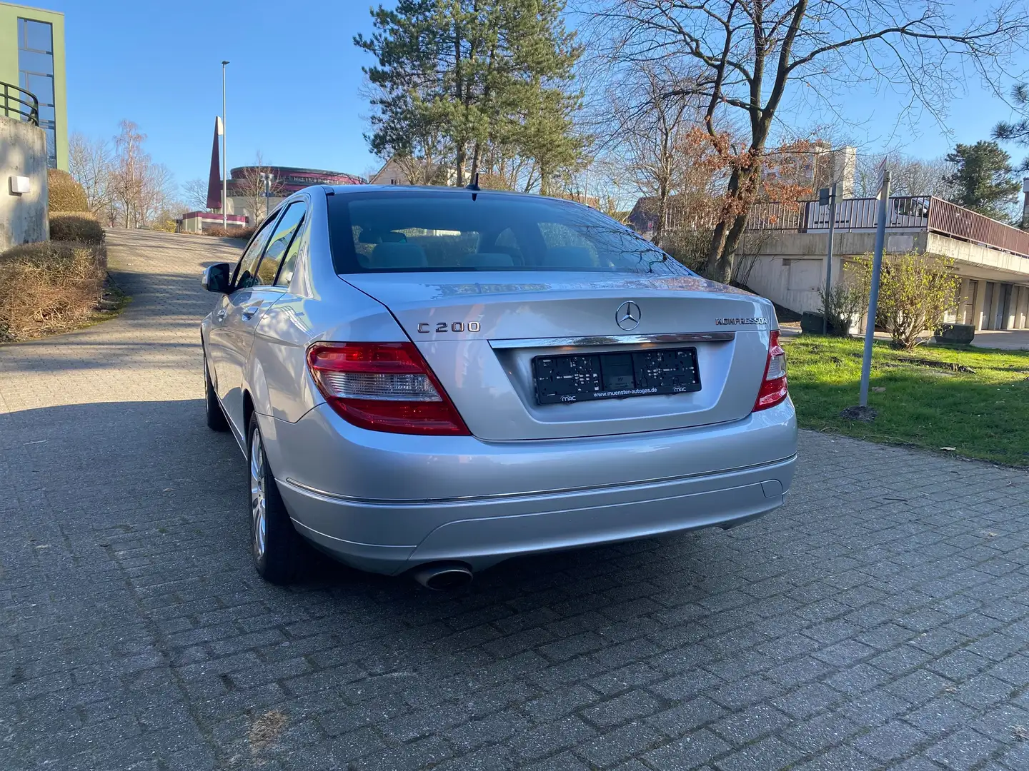 Mercedes-Benz C 200 C-Klasse Kompressor Elegance Silber - 2