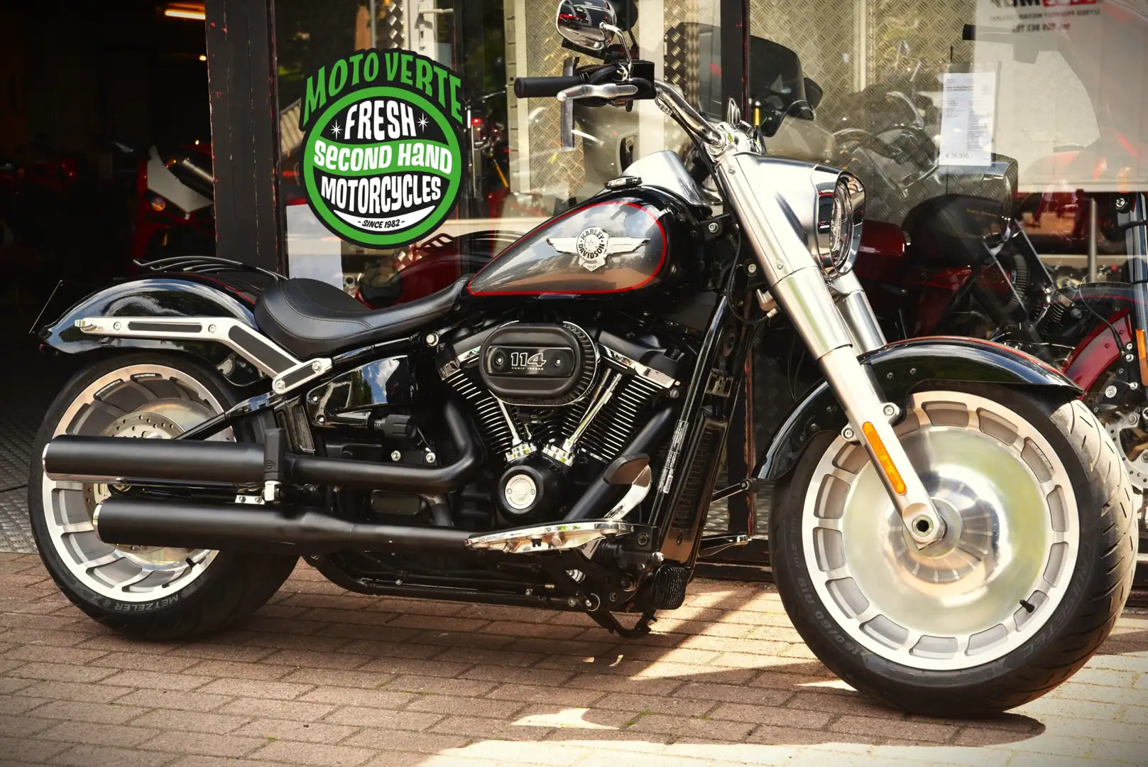 Harley-Davidson Fat Boy 107 ***MOTO VERTE*** Gri - 1
