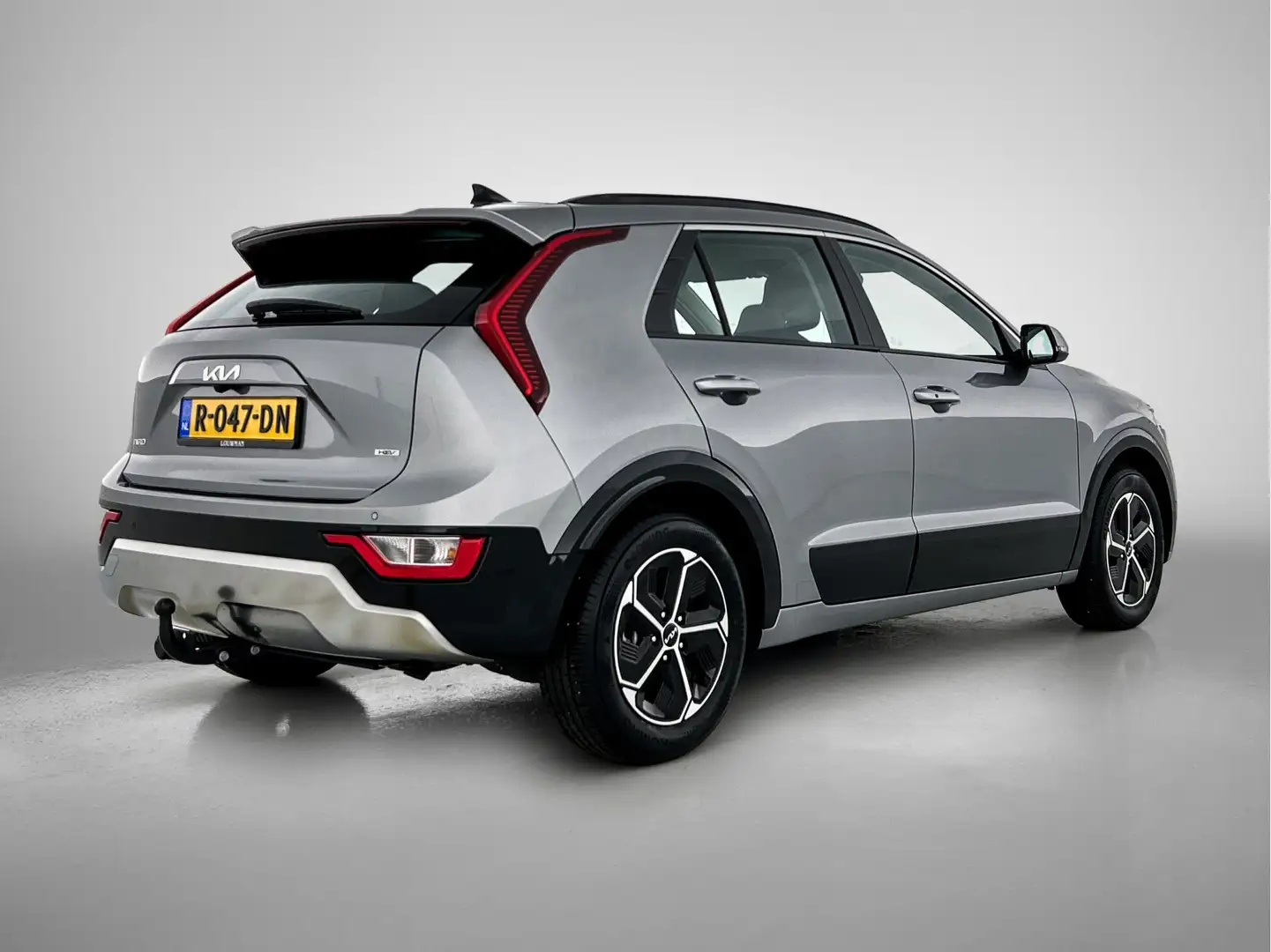 Kia Niro 1.6 GDi Hybrid DynamicLine | Trekhaak | Camera | A Grijs - 2