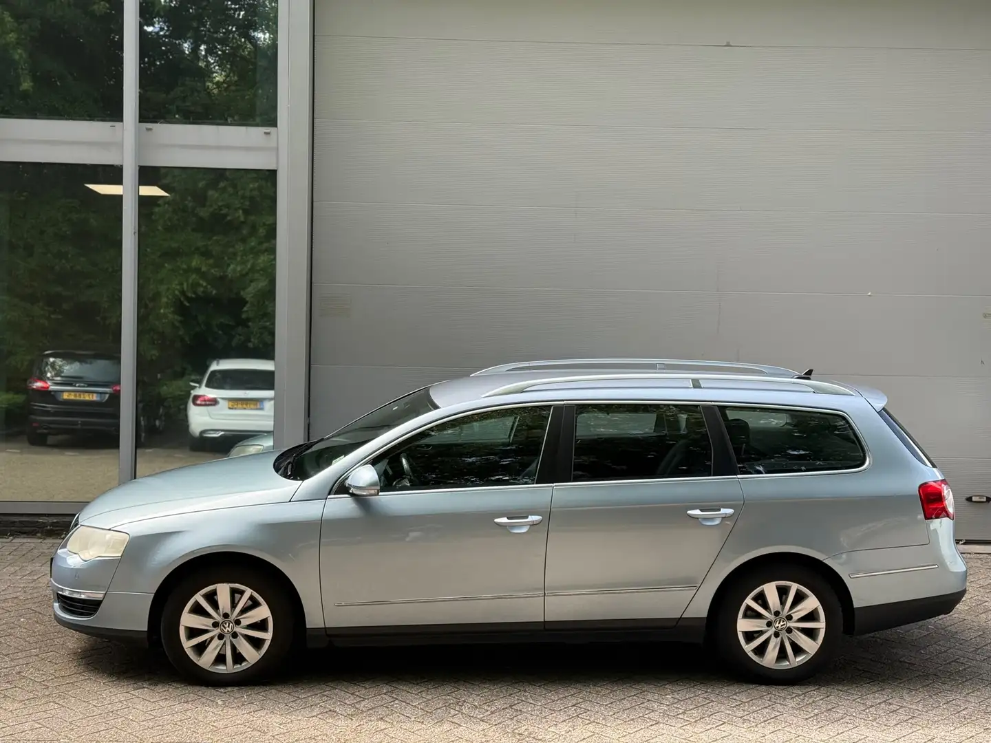 Volkswagen Passat Variant 2.0 TDI Highline l Automaat l Leder l Navi l Clima Blauw - 2