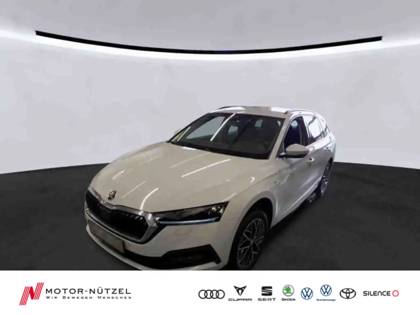 Skoda Octavia Combi 1.5 e-TEC DSG CLEVER 5JG+LED+NAVI Weiß - 1