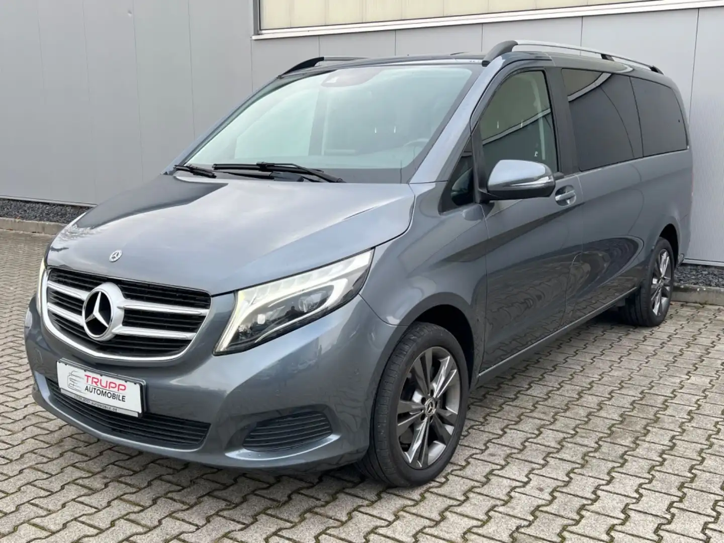 Mercedes-Benz V 250 V250d EDITION Lang 4MATIC/AHK/R-Kamera/LED/NAVI Grau - 2
