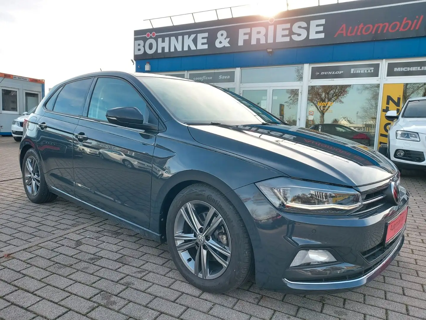 Volkswagen Polo VI Highline DSG ACC Radar Panorama 8x Räder Gris - 2