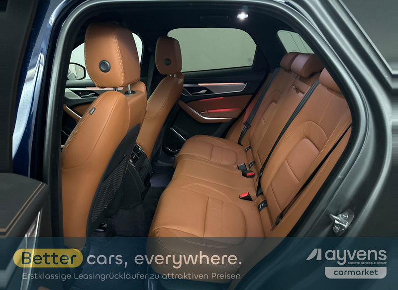 Jaguar F-Pace D200 AWD — photo 11