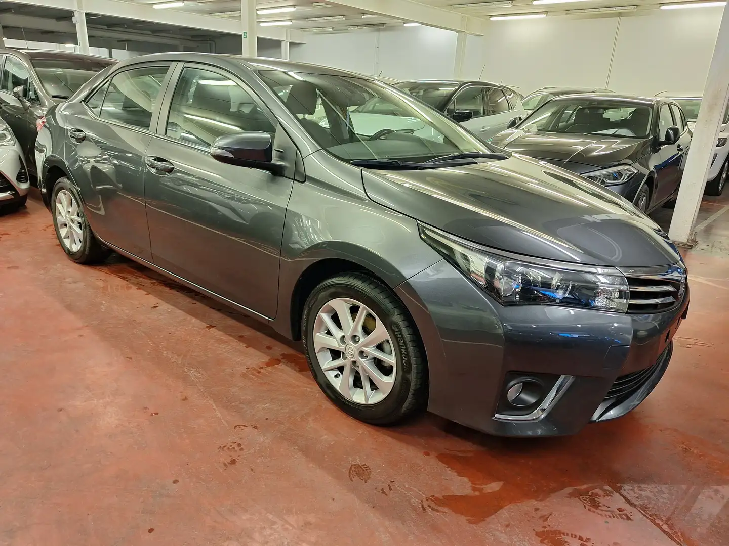 Toyota Corolla 1.33i VVT-i Comfort Gri - 2