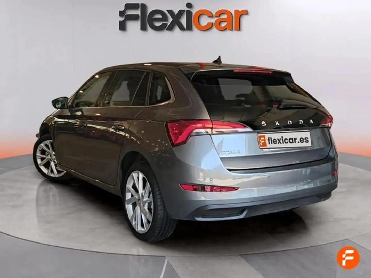 Skoda Scala 1.5 TSI 110 KW (150 CV) DSG Ambition Gris - 2