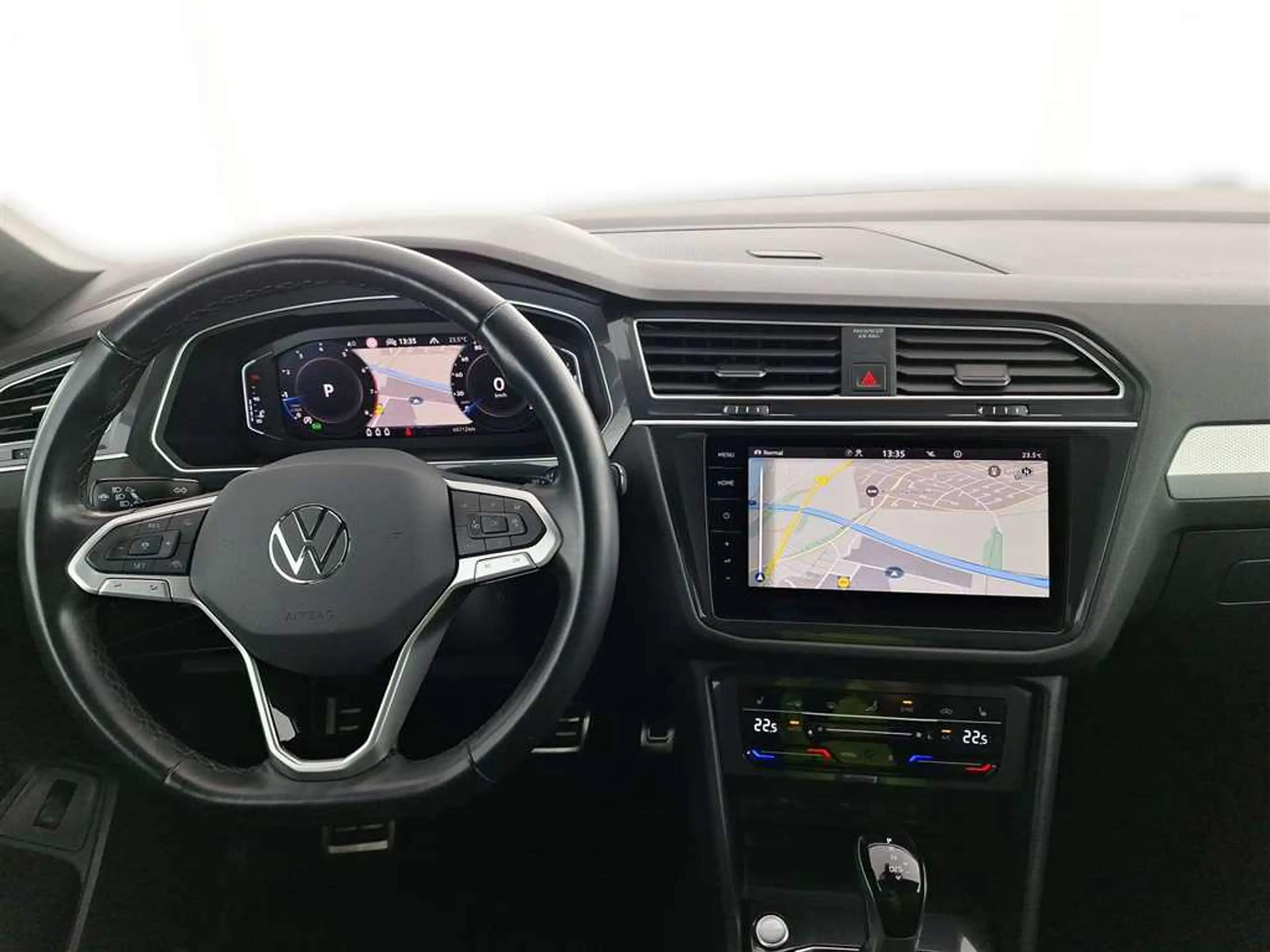 Volkswagen Tiguan Allspace Move 2.0 TSI 4MOTION DSG — photo 9