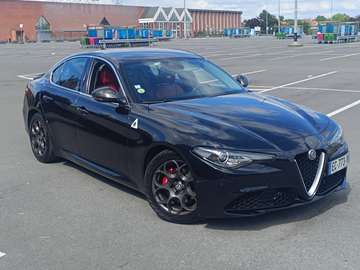 Giulia 2.2 180 ch Super