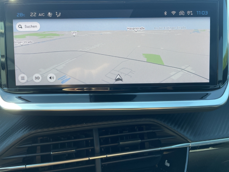 Peugeot 2008 Allure PureTech 130 EAT8 LED Apple CarPlay Android — photo 16