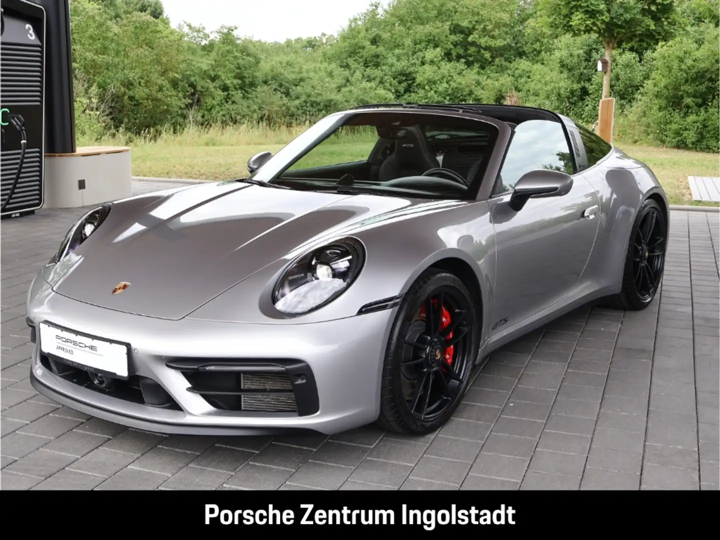 Porsche 992 (911) Targa 4 GTS, Hinterachslenkung, PA Surround Silber - 1