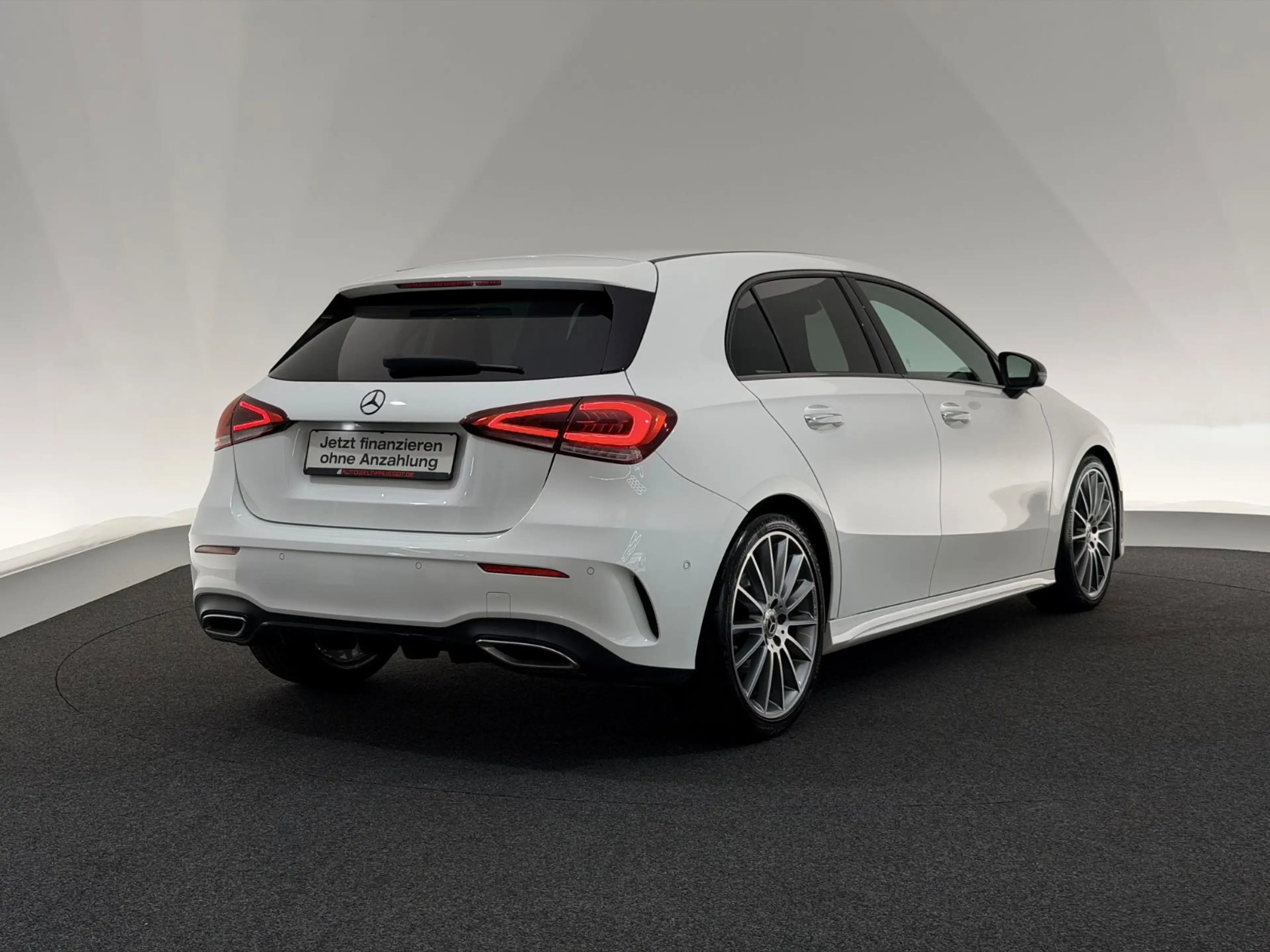 Mercedes-Benz A 250 *AMG LINE*NIGHT-LED-KEYLESS-BURMESTER-R.KAM — photo 7