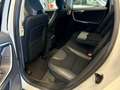 Volvo XC60 Kinetic D3/D4 AWD Weiß - thumbnail 19