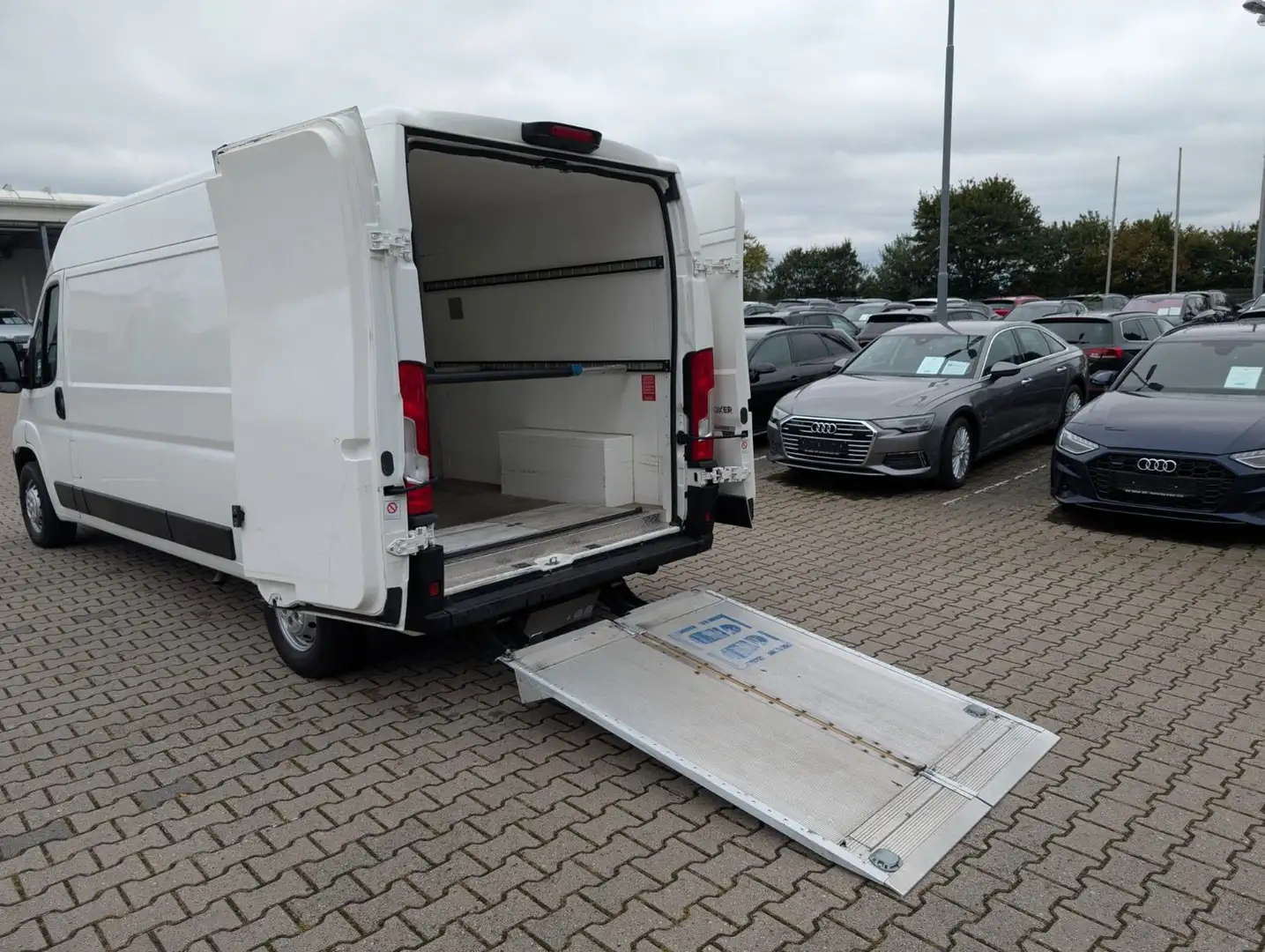 Peugeot Boxer HDi 335 L3H2 Kühlkasten 0°C mit LBW Weiß - 2