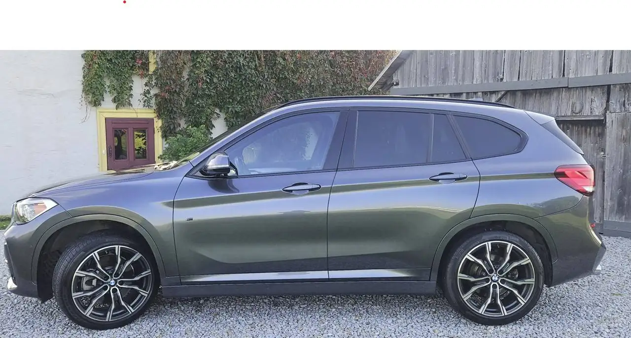 BMW X1 снимка BMW X1