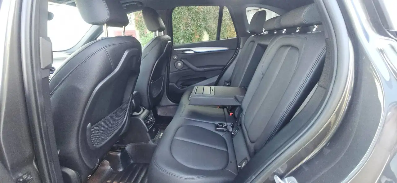 BMW X1 снимка BMW X1