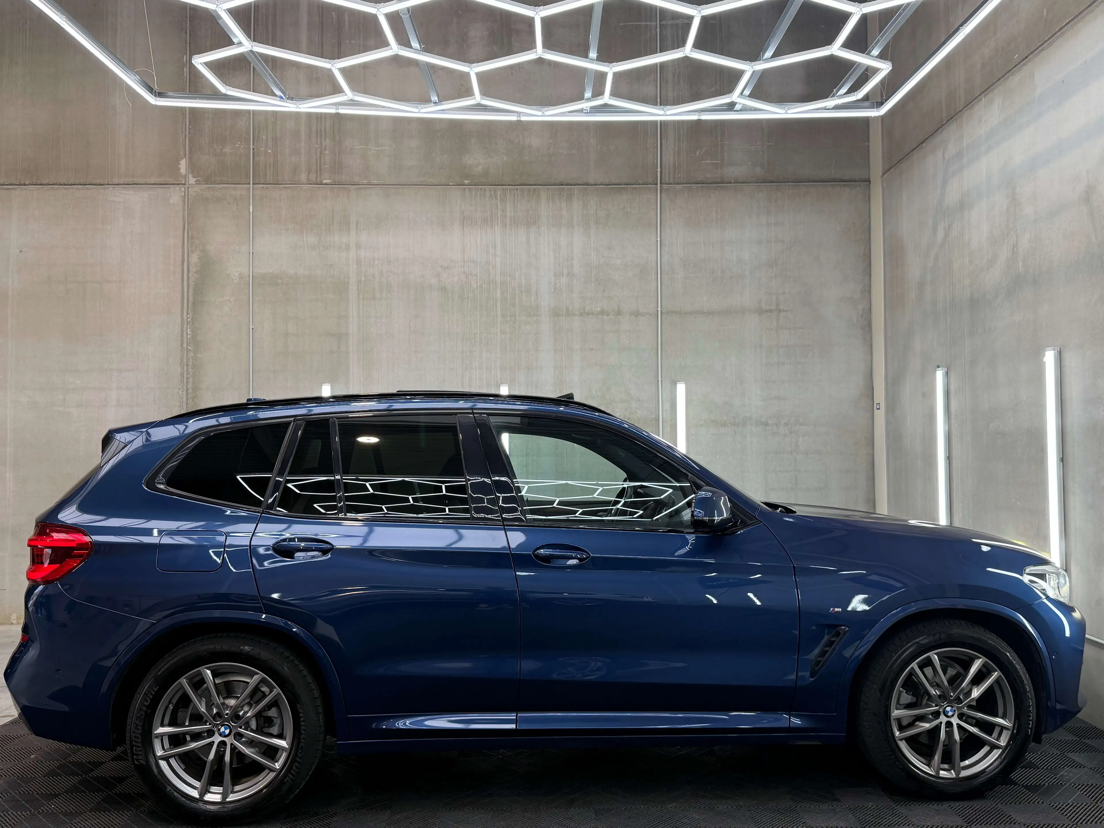 BMW X3 XDRIVE/PANO/MPACKET/HEADUP/CAMERA/SFEER/LEER/1EIGENAAR/GARANTIE — photo 3
