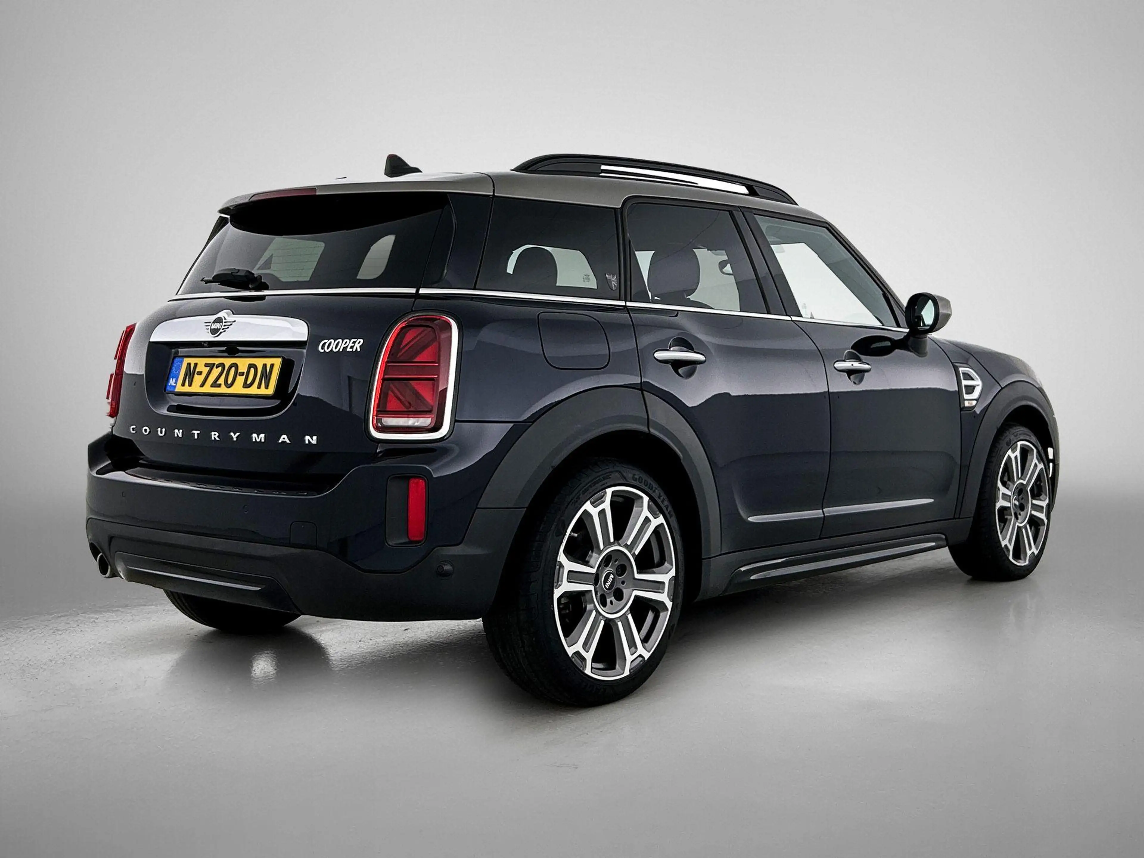MINI Cooper Countryman 1.5 MINI Yours | PANORAMADAK | LEER | CAMERA | NAV — photo 4