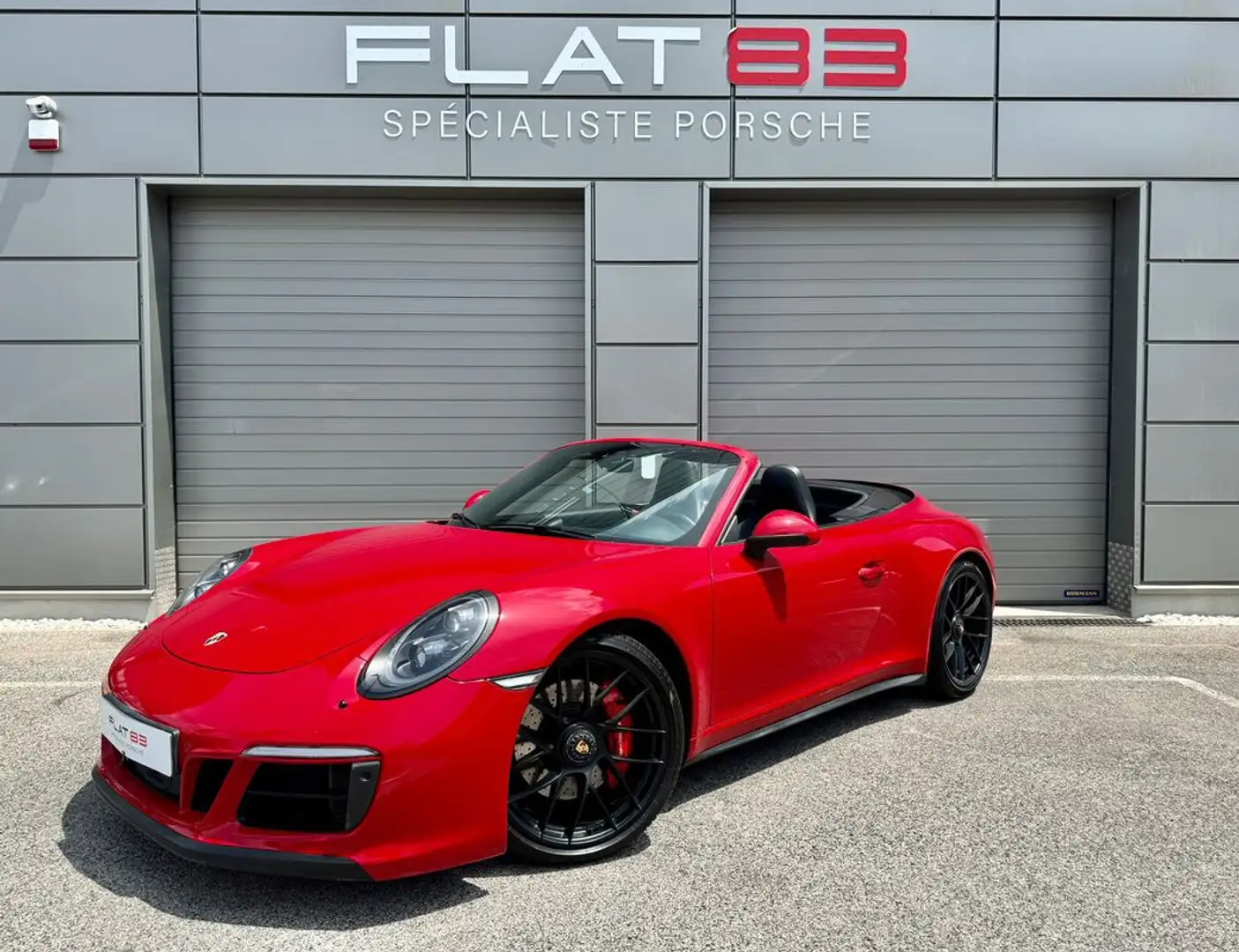 Porsche 911 (991.2) Cabriolet Carrera 4 GTS 3.0 450 ch PDK Červená - 1