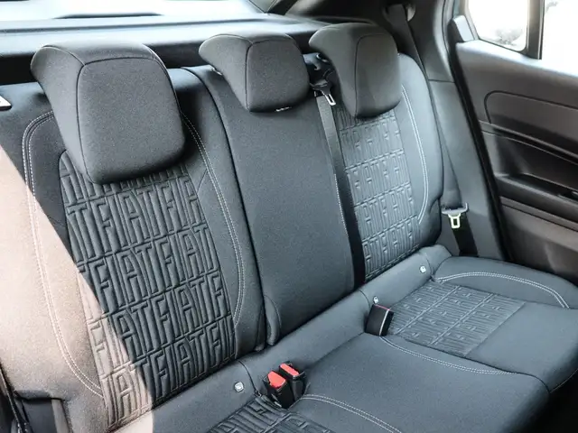 Fiat 600 view 4