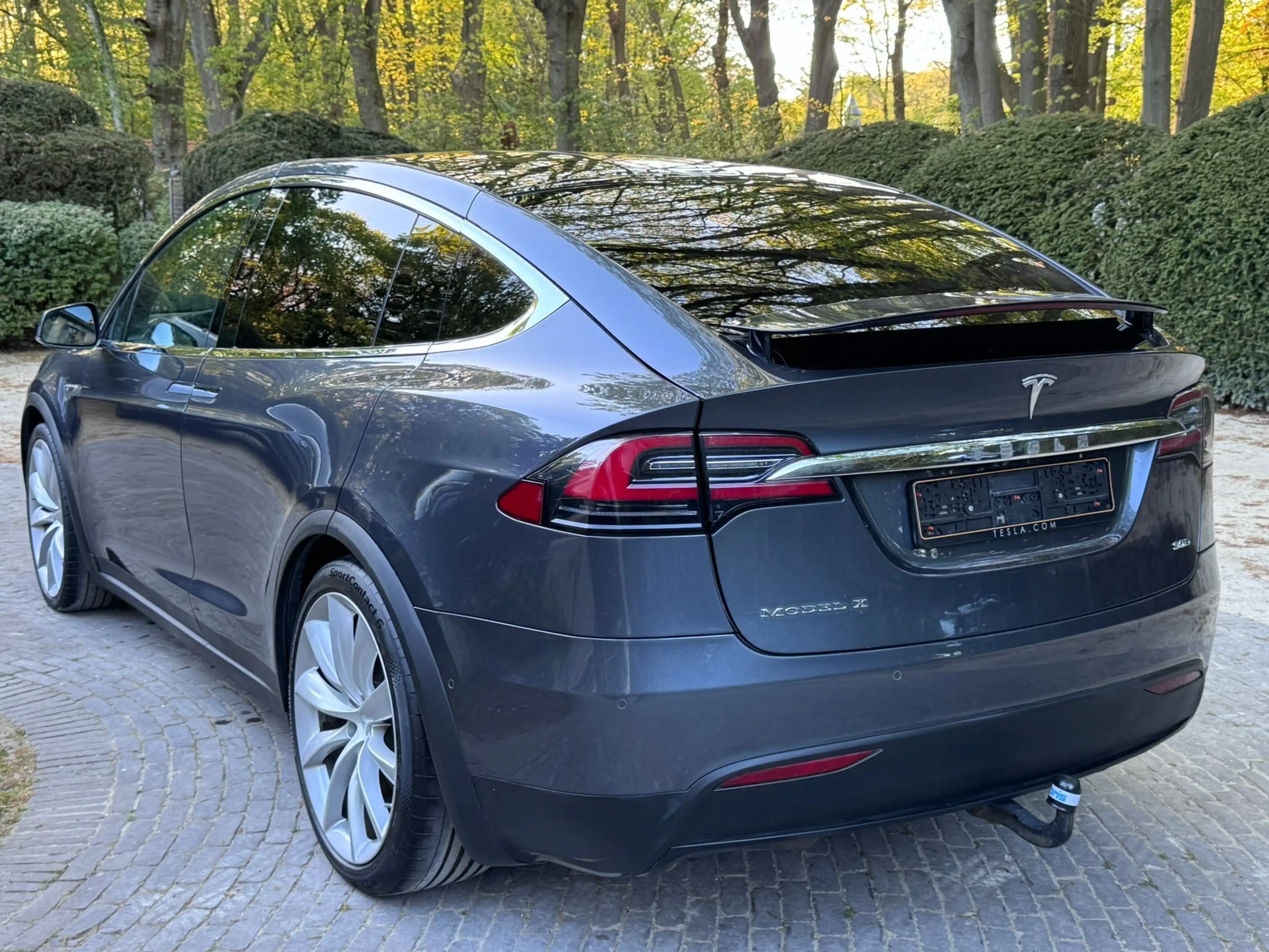 Tesla Model X 90D Dual Motor | 7 Seats | 22" Wheels | Autopilot | Ventilated Seats | Winter Pack | Tow Hook — photo 3
