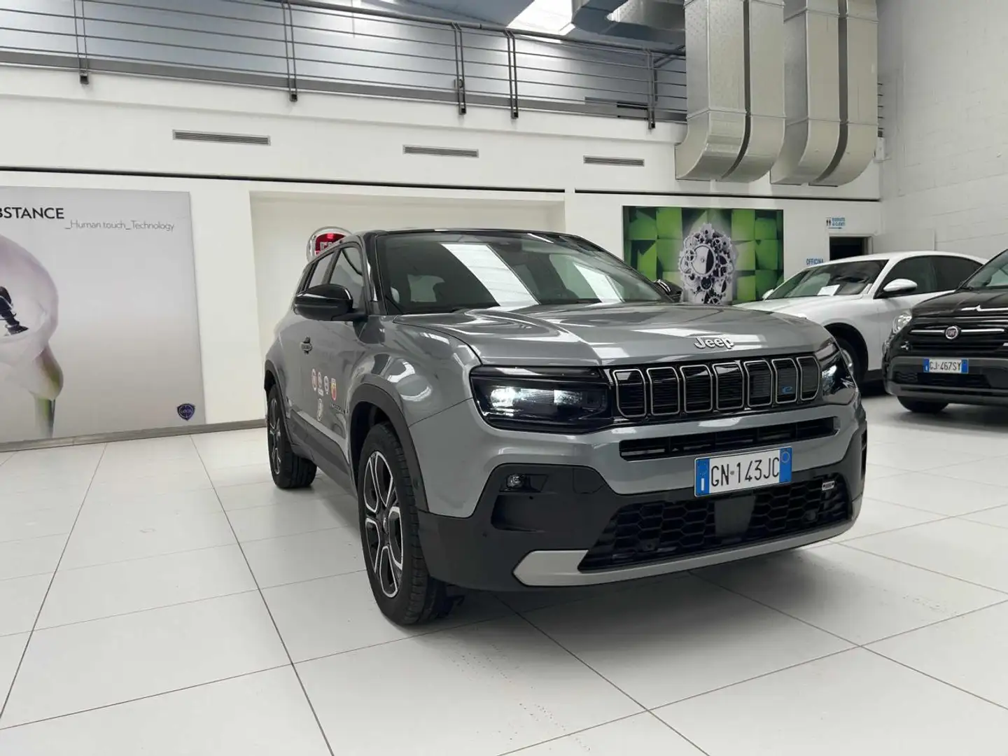 Jeep Avenger BEV Summit  PROMO GRIGNOLIO Gris - 1