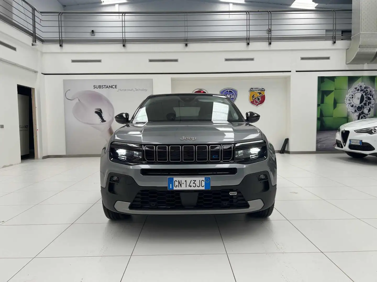 Jeep Avenger BEV Summit  PROMO GRIGNOLIO Gris - 2