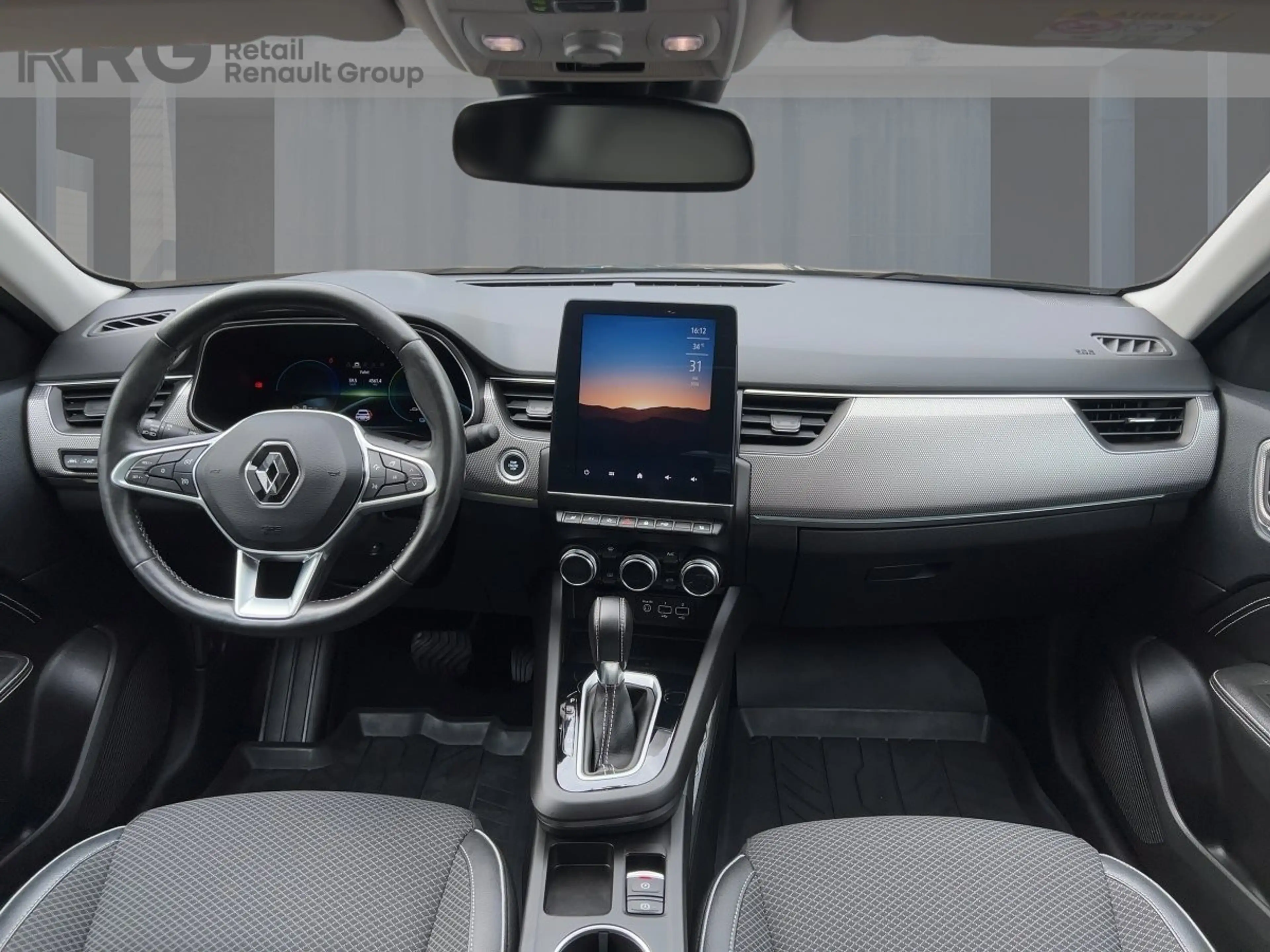 Renault Arkana 1.6 E-TECH 145 Techno — photo 10