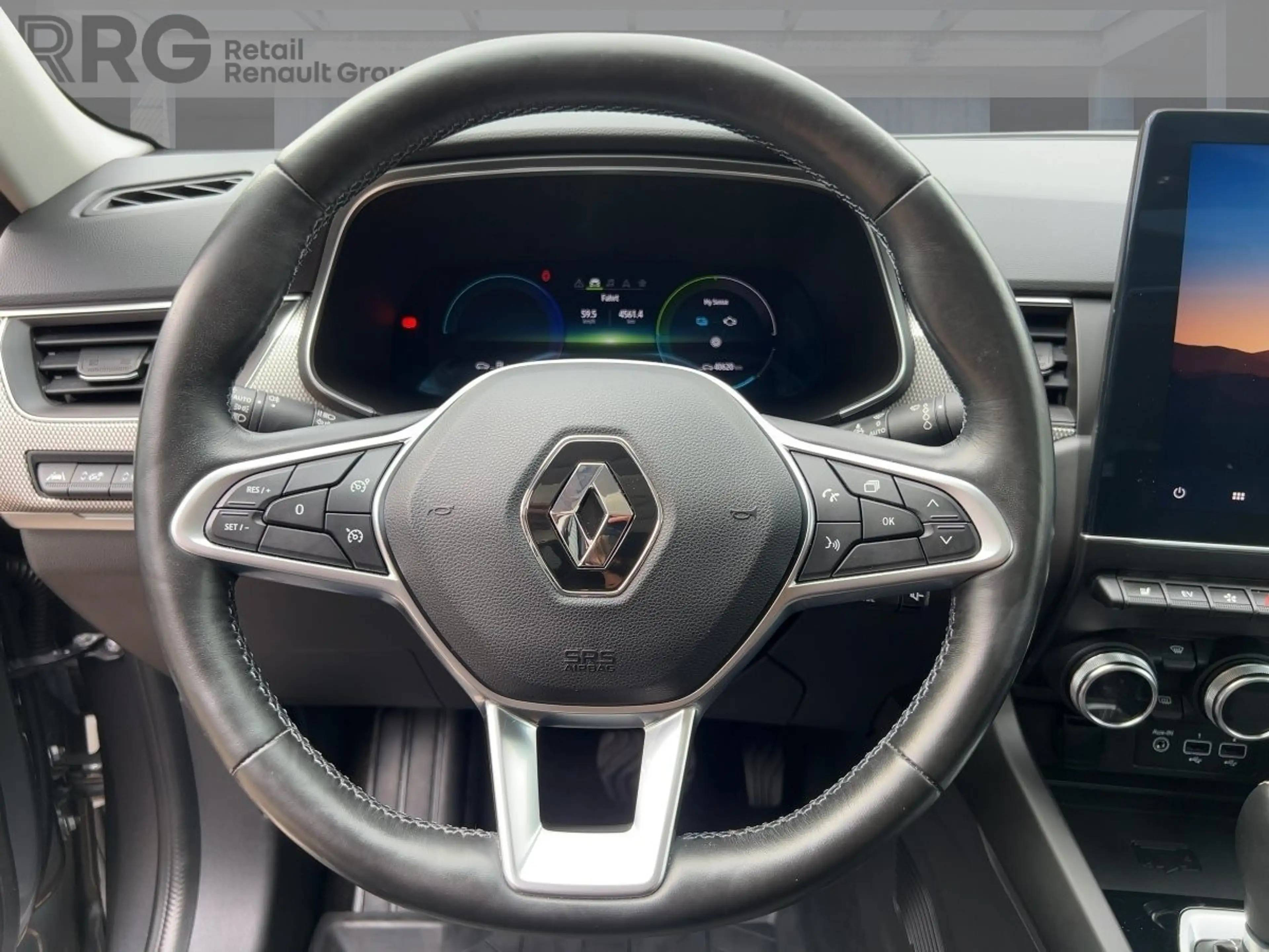 Renault Arkana 1.6 E-TECH 145 Techno — photo 11