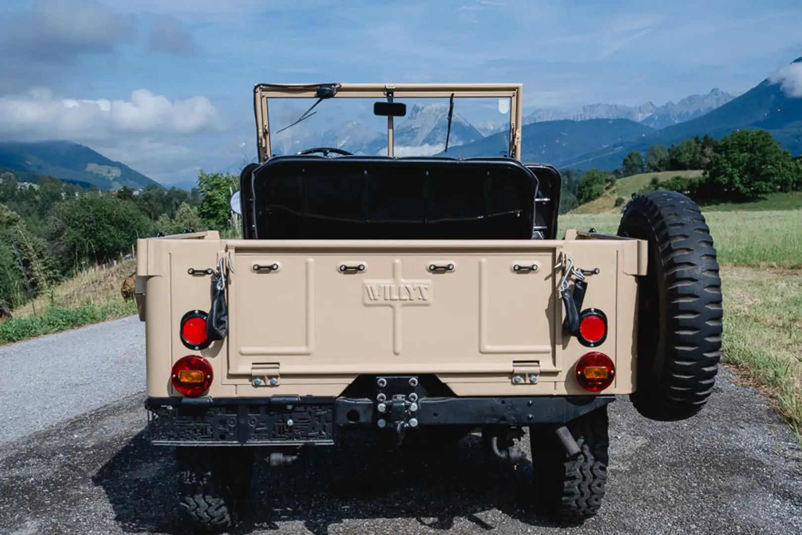 Jeep Willys Willys CJ-2A 1947 – aufwendig restauriert Beige - 2