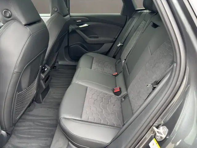 Audi A6 e-tron Avant quattro 429PS  - nur € 79.999,-* Ansicht 10