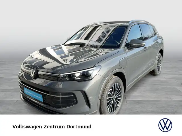 Volkswagen Tiguan 1.5 HYBRID LIFE CAM ACC LM18 CARPLAY