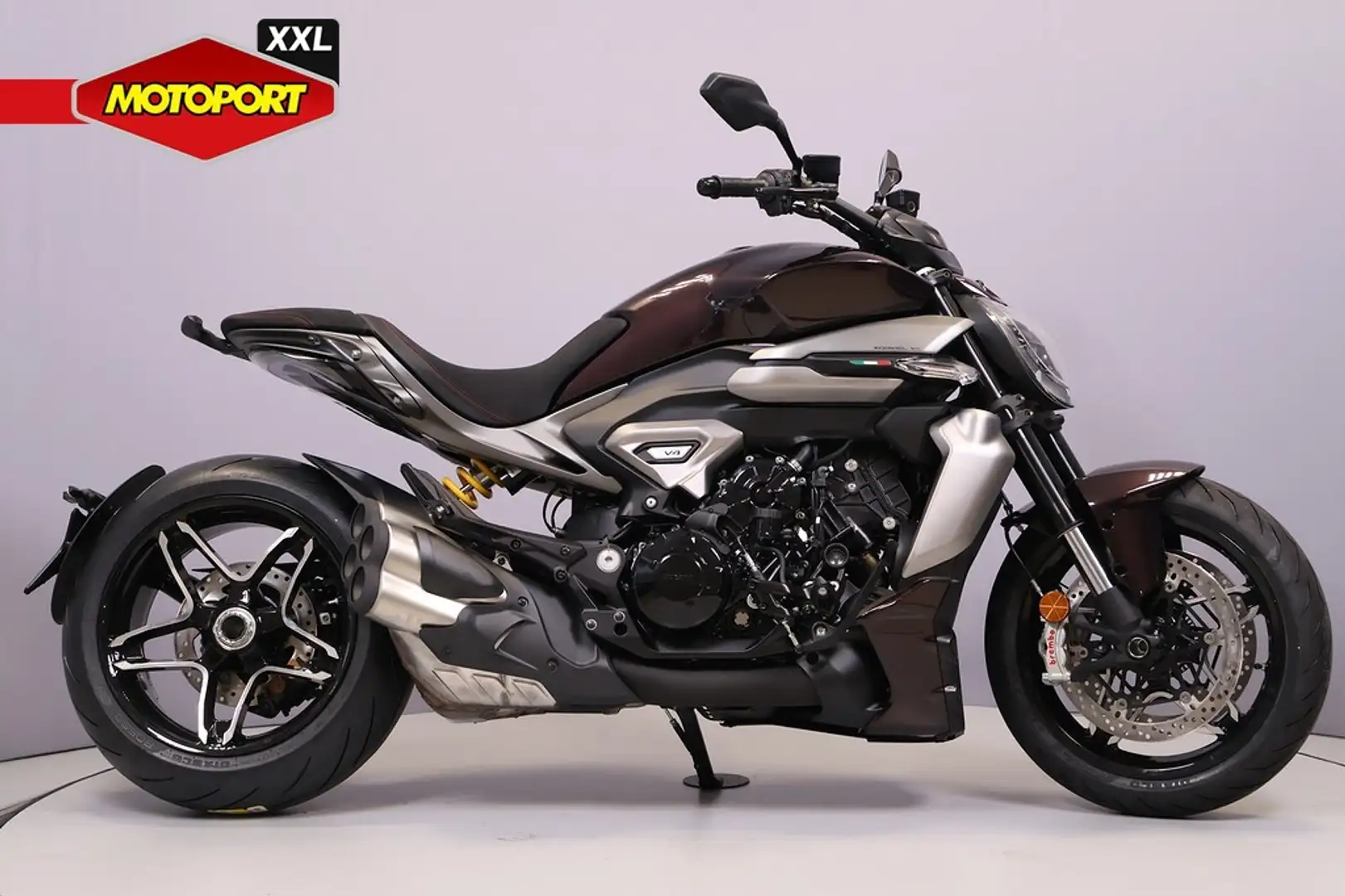 Ducati XDiavel V4 Negru - 1