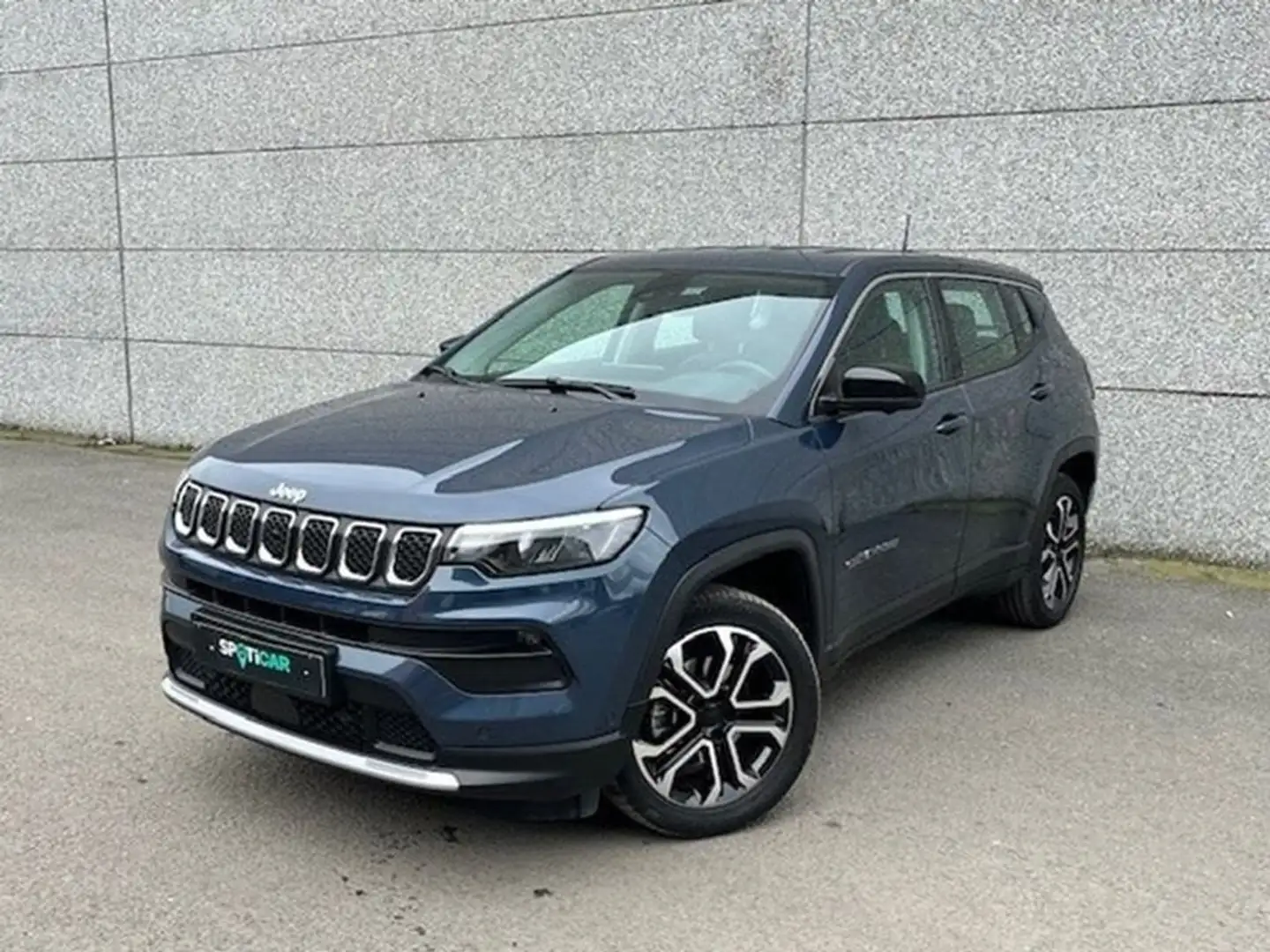 Jeep Compass *GPS*CAMERA* 1.5 Benz/Hybride 130 pk Blauw - 1