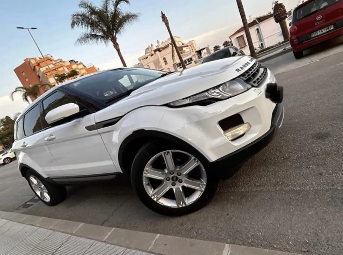 Land Rover Range Rover Evoque 2.2L TD4 Dynamic 4x4 - 1