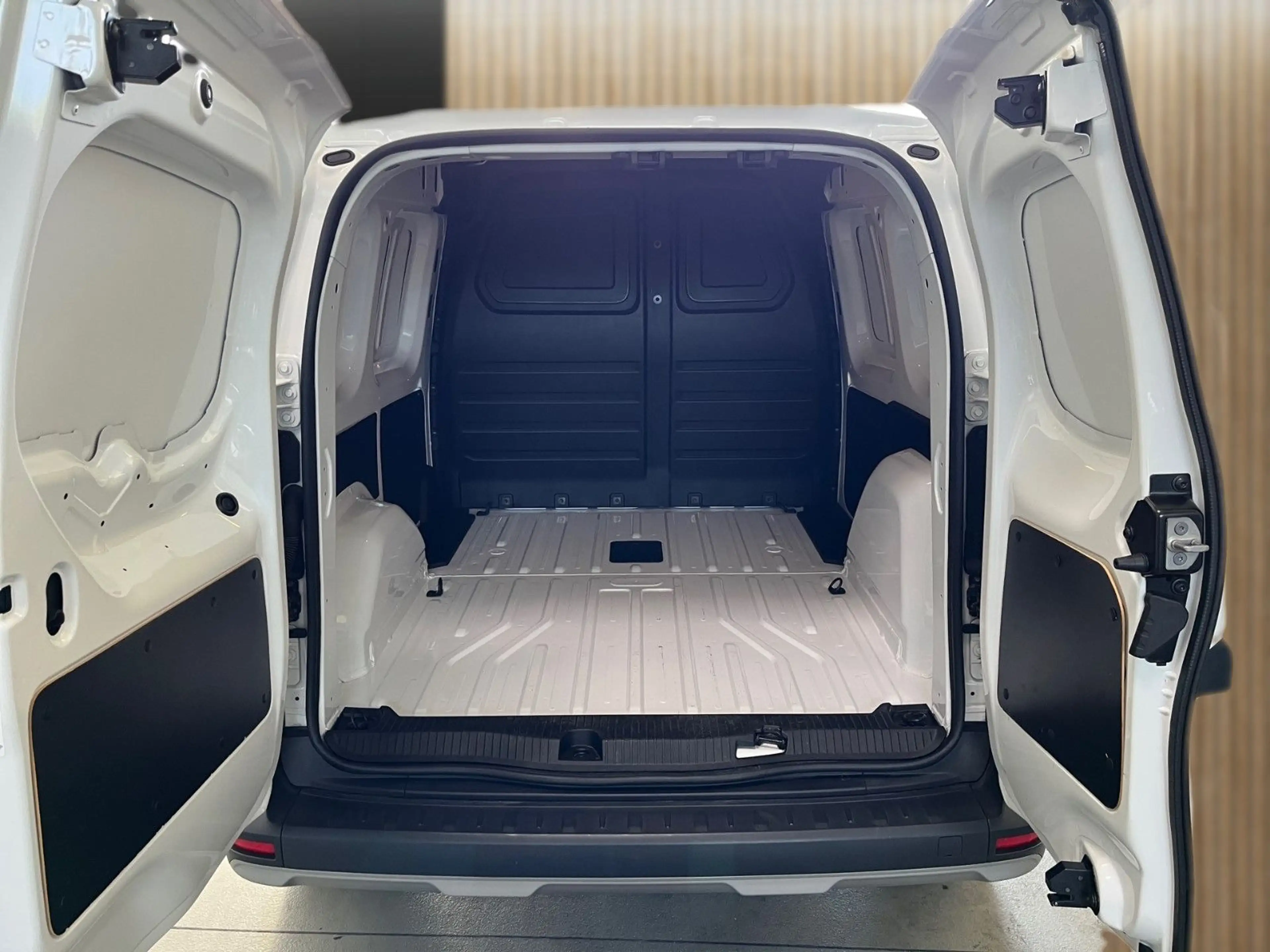 Nissan Townstar Kastenwagen L1 2,2t Acenta-Option EV — photo 11