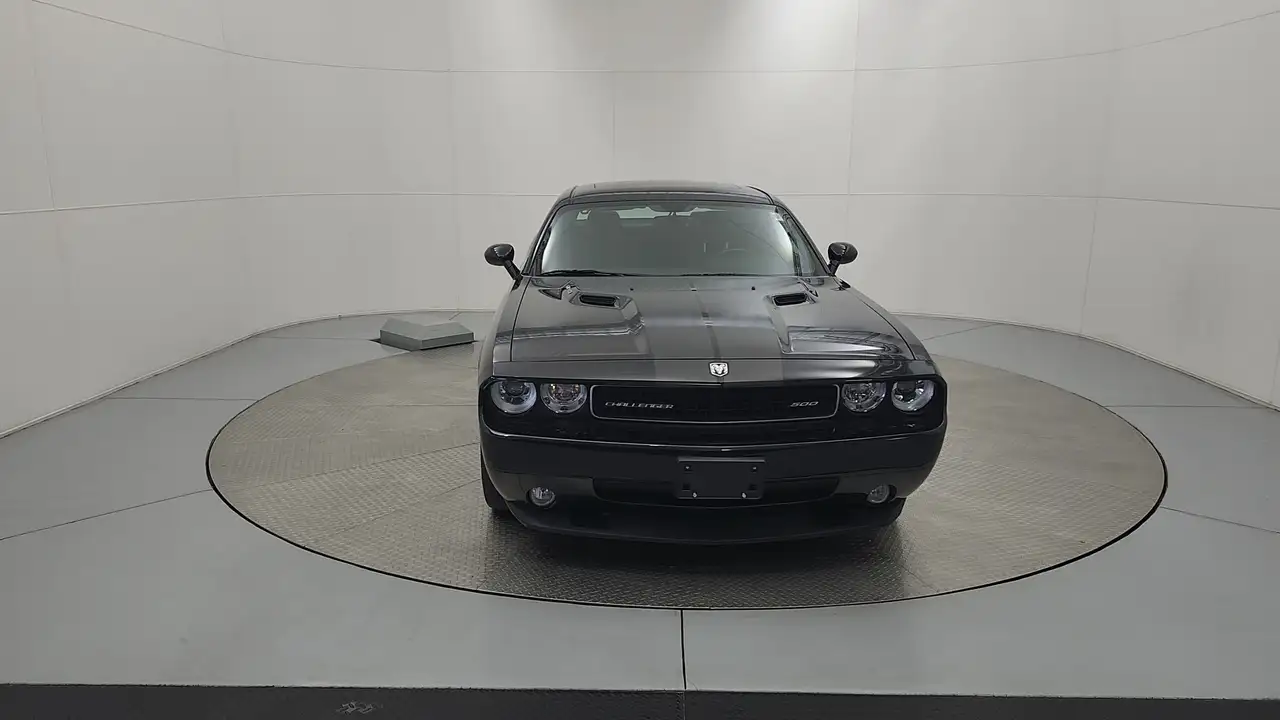 Dodge Challenger photo Dodge Challenger