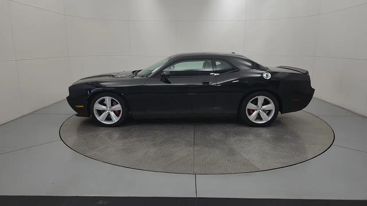 Dodge Challenger photo Dodge Challenger